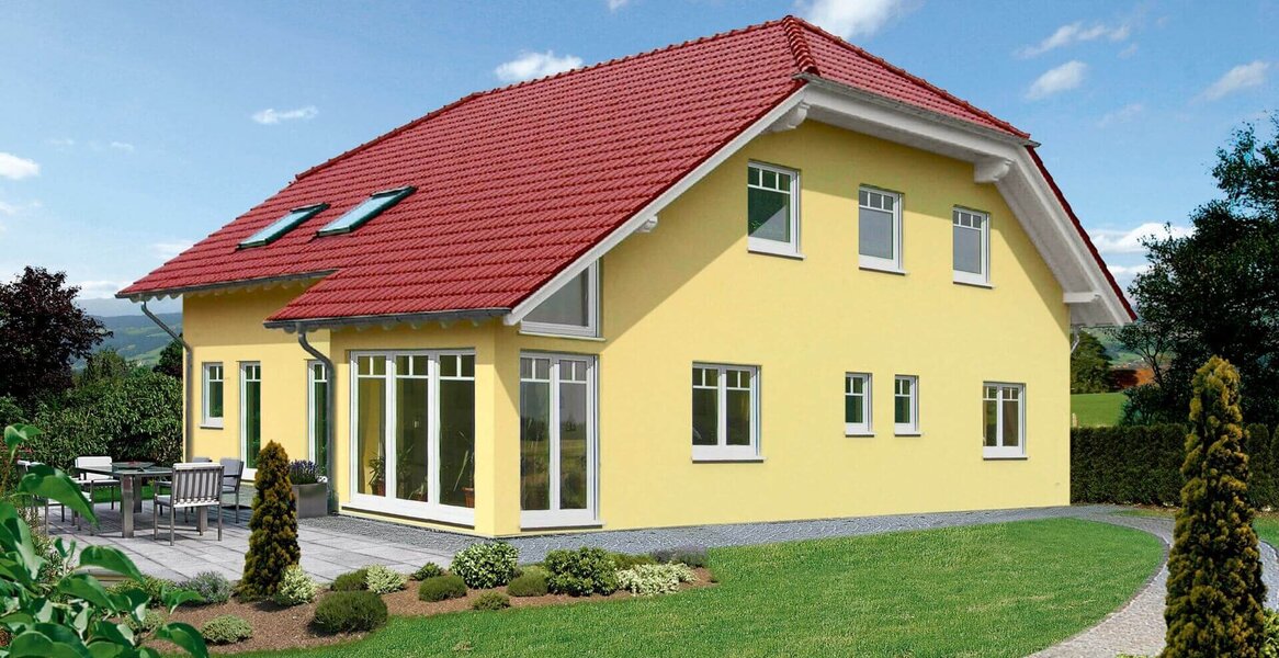 Fingerhut Einfamilienhaus rotes Krüppelwalmdach gelb verputzt 